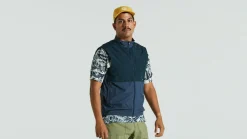 Specialized Men's /Fjällräven Adventure Vest> Men's Tops·Jackets & Vests