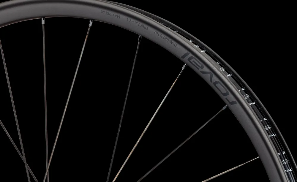 Specialized Roval Traverse HD 240 6B> Wheels