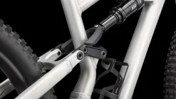 Specialized STATUS 2 140><noscript><img width=