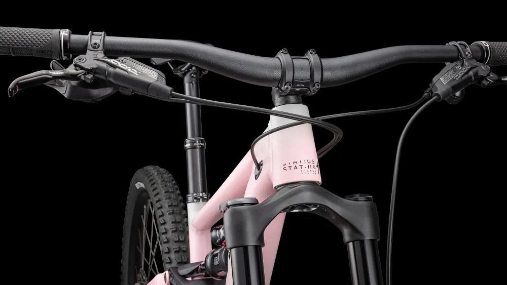 Specialized STATUS 2 140 ZERO> Trail·Status