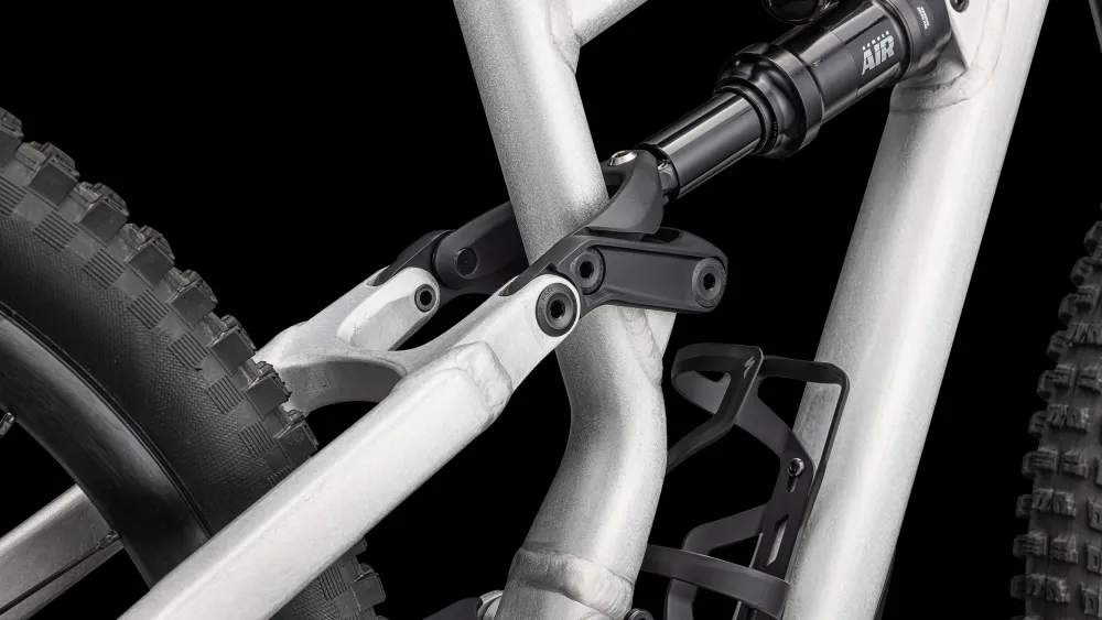 Specialized STATUS 2 140 ZERO> Trail·Status