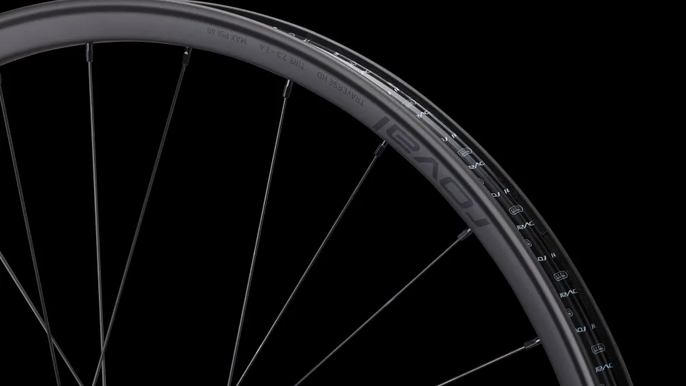 Specialized TRAVERSE HD i9 1/1> Wheels