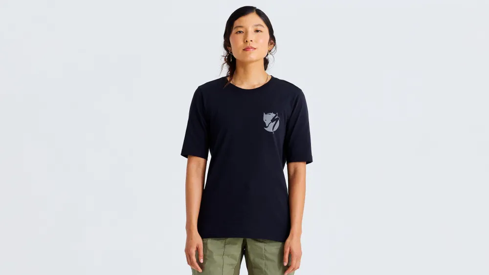 Specialized Women's /Fjällräven Cotton Pocket Short Sleeve Tee>Women Women's Casual Wear·Shirts